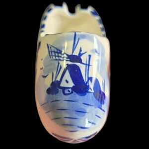 Vintage Delftware Ceramic Ashtray Shoe